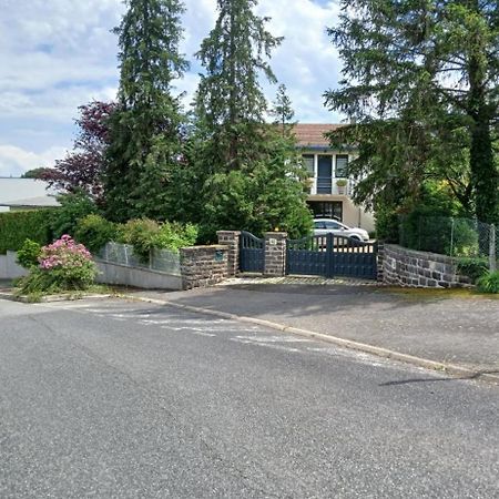 Villa Lavou 호와야 외부 사진